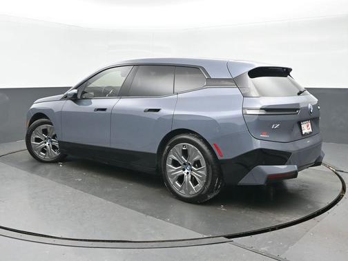 2023 BMW iX xDrive50