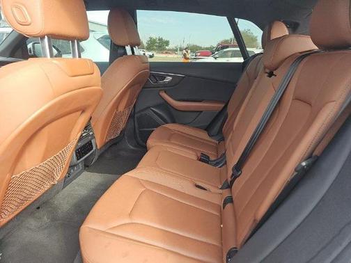 2019 Audi Q8 3.0T Premium Plus