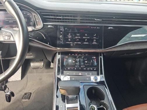 2019 Audi Q8 3.0T Premium Plus