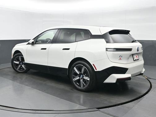 2024 BMW iX xDrive50