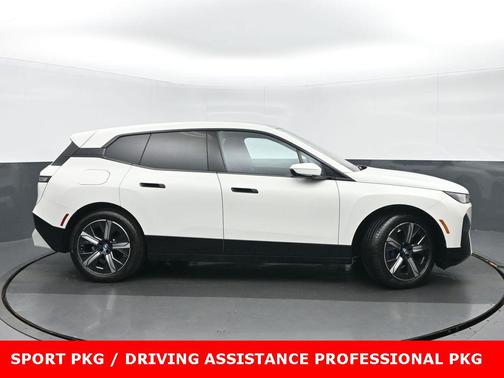 2024 BMW iX xDrive50