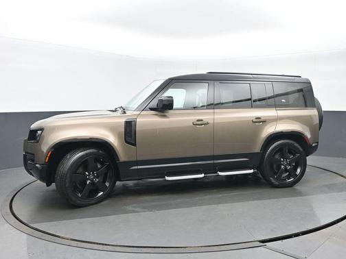 2023 Land Rover Defender 110 X-Dynamic SE