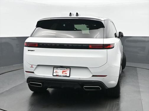 2024 Land Rover Range Rover Sport SE