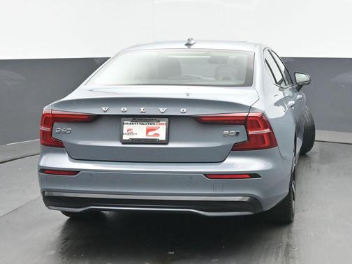 Gray 2024 Volvo S60 B5 Core Dark Theme