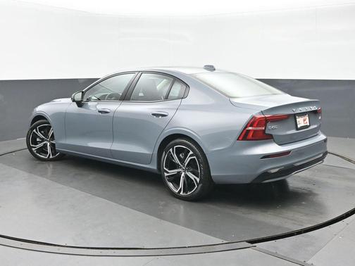 Gray 2024 Volvo S60 B5 Core Dark Theme