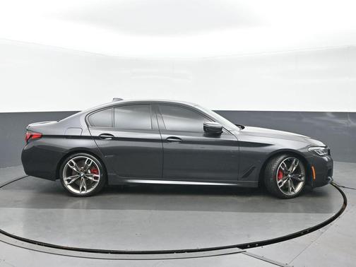 Dark Graphite Metallic 2022 BMW M550 i Xdrive