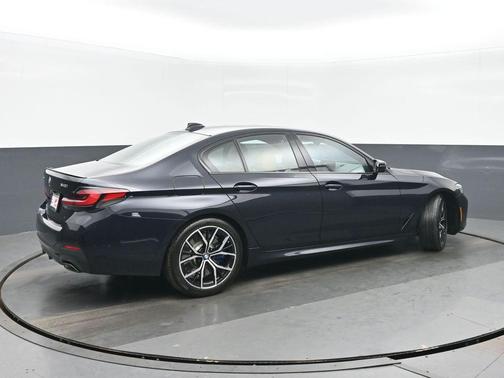 2023 BMW 540 i xDrive