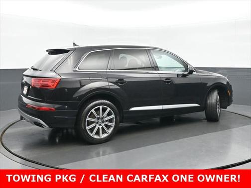 2019 Audi Q7 55 Premium Plus