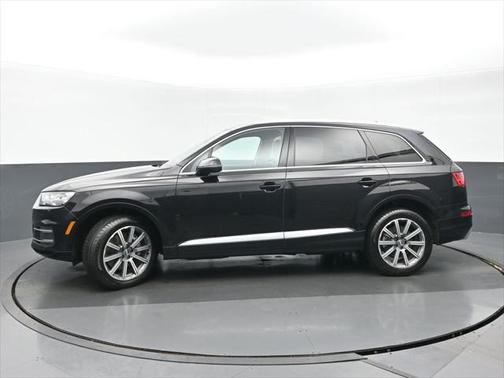 2019 Audi Q7 55 Premium Plus