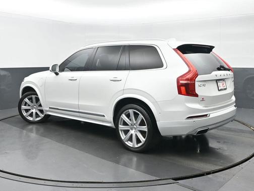2019 Volvo XC90 Hybrid T8 Inscription