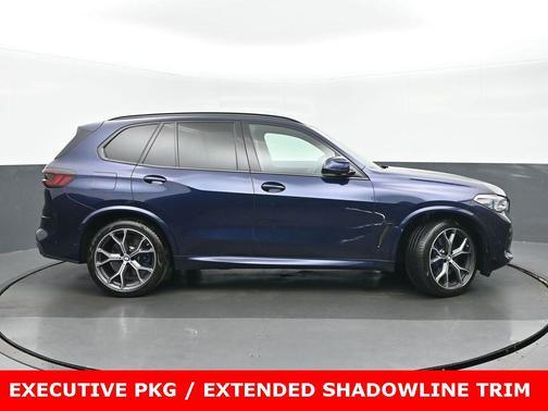 2022 BMW X5 M50i