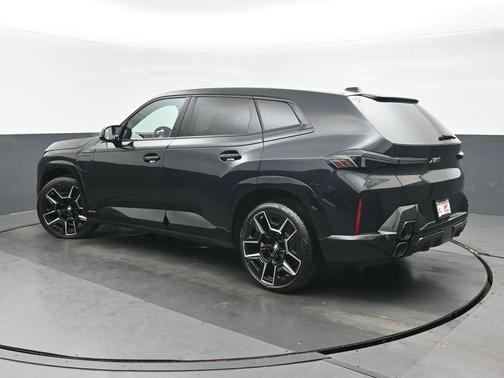 Black Sapphire Metallic 2023 BMW XM Base