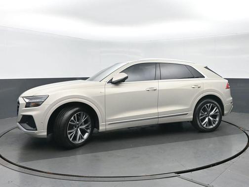Vicuna Beige Metallic 2023 Audi Q8 55 Prestige