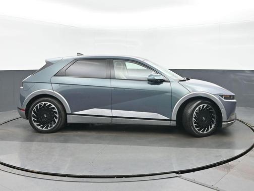 2022 Hyundai IONIQ 5 Limited