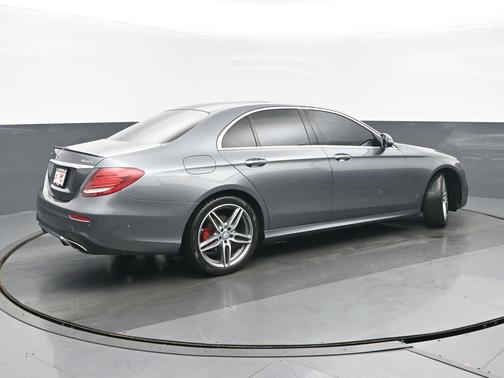 2017 Mercedes-Benz E-Class 4MATIC