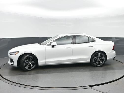 2020 Volvo S60 T5