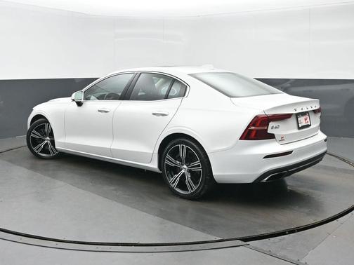 2020 Volvo S60 T5