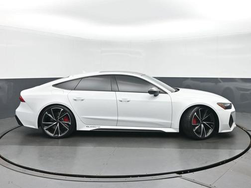 Glacier White Metallic 2022 Audi RS 7 4.0T