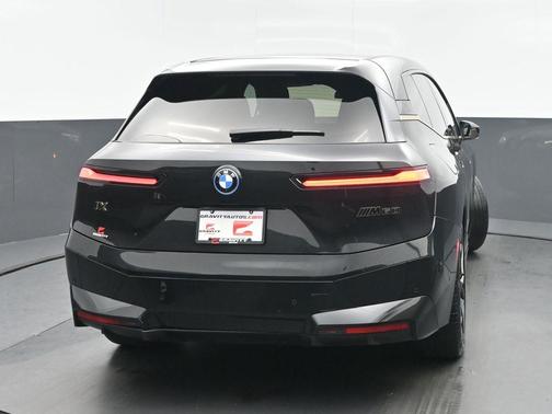 2023 BMW iX M60
