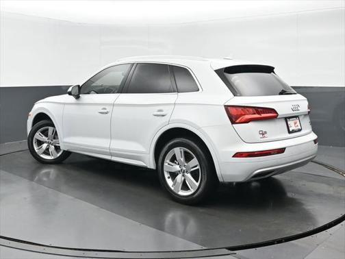 2018 Audi Q5 2.0T Prestige