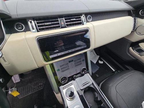 Silicon Silver Premium Metallic 2020 Land Rover Range Rover 3.0L V6 Supercharged HSE