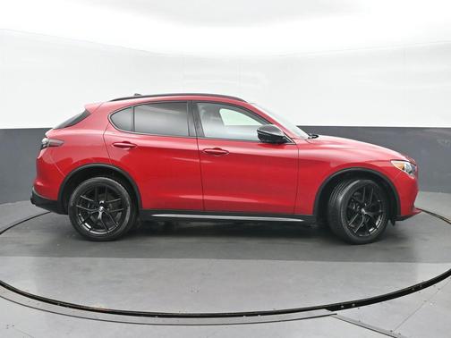 Alfa Rosso 2021 Alfa Romeo Stelvio Ti Sport