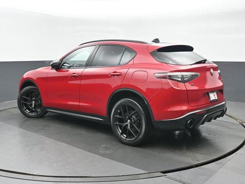 Alfa Rosso 2021 Alfa Romeo Stelvio Ti Sport