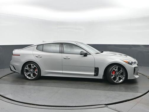 2019 Kia Stinger GT2
