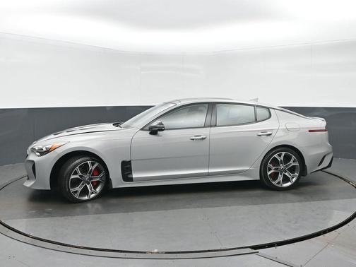 2019 Kia Stinger GT2