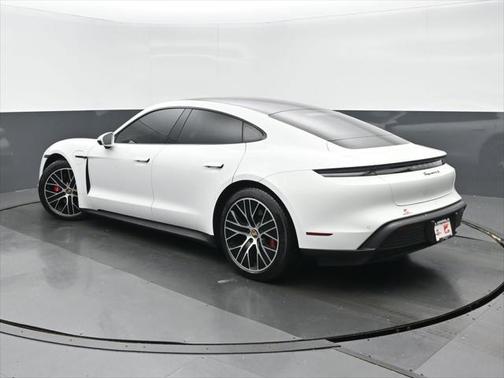 2022 Porsche Taycan 4S