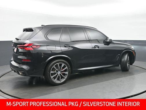 Black Sapphire Metallic 2024 BMW X5 xDrive40i