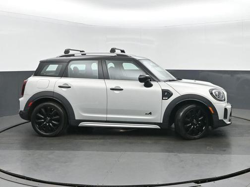 White Silver Metallic 2023 MINI Countryman Cooper S ALL4