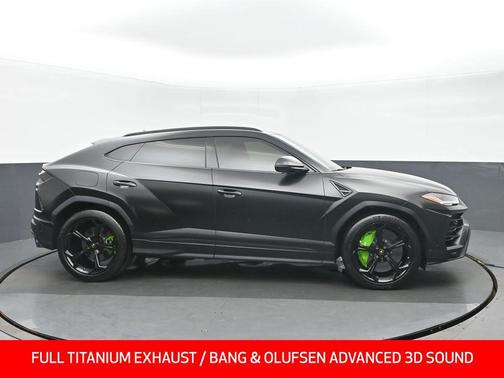 Nero Helene Metallic 2019 Lamborghini Urus Base
