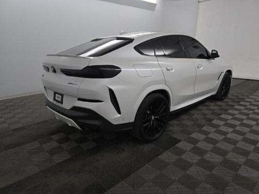 2022 BMW X6 xDrive40i