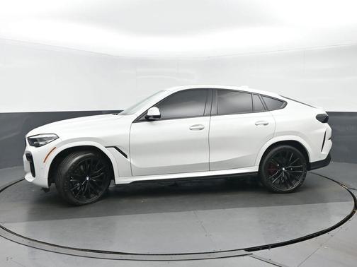 2022 BMW X6 xDrive40i