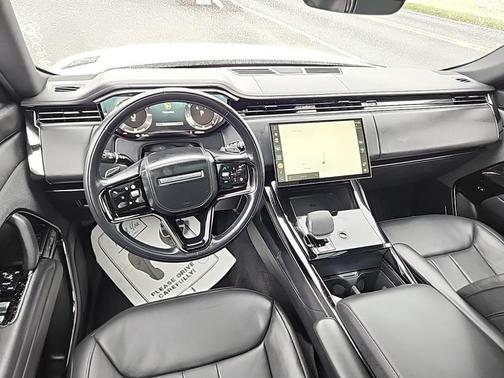 2024 Land Rover Range Rover Sport SE