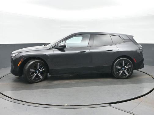 2023 BMW iX xDrive50