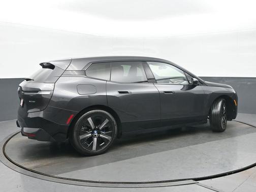 2023 BMW iX xDrive50