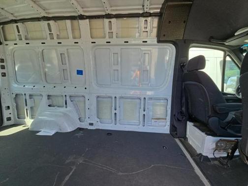 2022 Mercedes-Benz Sprinter 2500 Cargo 144 WB