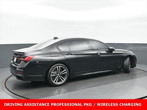 2022 BMW 750 i xDrive