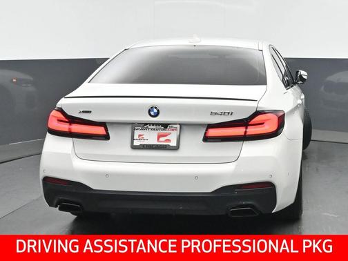 Alpine White 2023 BMW 540 i xDrive