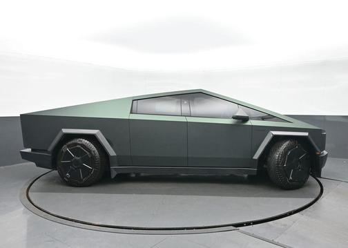 2024 Tesla Cybertruck Cyberbeast
