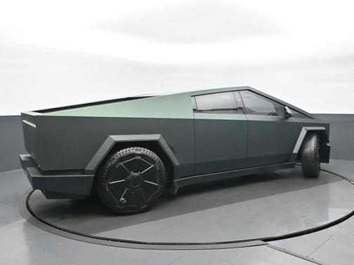 2024 Tesla Cybertruck Cyberbeast