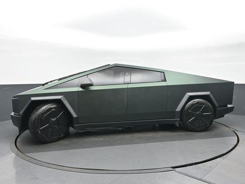 2024 Tesla Cybertruck Cyberbeast