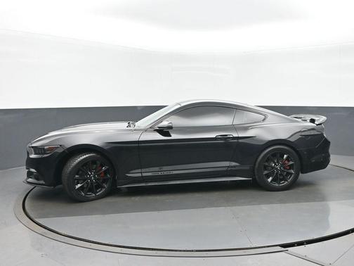 2017 Ford Mustang EcoBoost