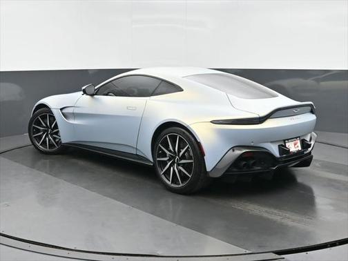 2020 Aston Martin Vantage Base