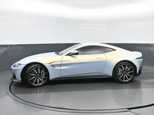 2020 Aston Martin Vantage Base