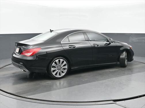 2018 Mercedes-Benz CLA 250 4MATIC
