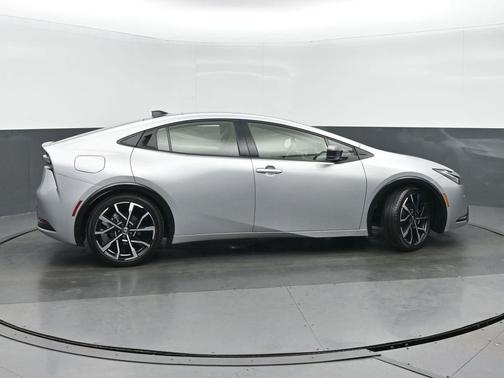 2025 Toyota Prius Plug-In Hybrid XSE