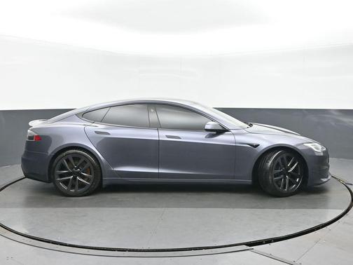 Midnight Silver Metallic 2021 Tesla Model S Plaid